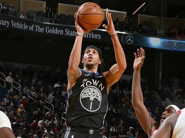  希尔德三分箭似流星，勇士射落太阳稳守排名